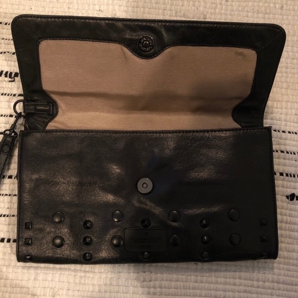 BcBg Max Azria clutch - Picture 4 of 5